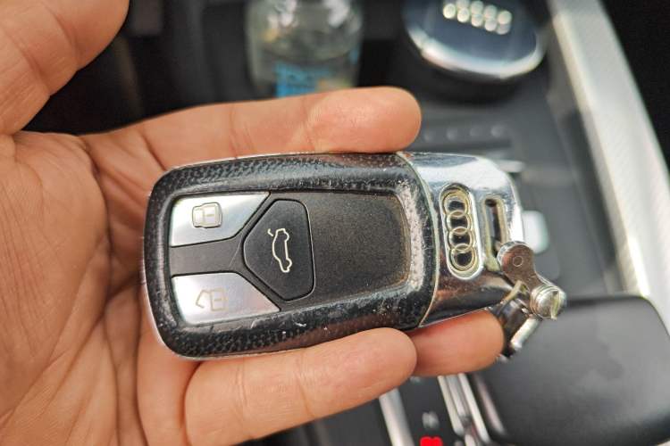 Used Audi A4L 2017 Plus 40 TFSI Fashion Model
