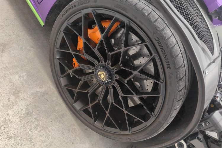Used Lamborghini Huracán 2021 Huracán STO Right Front Wheel Hub