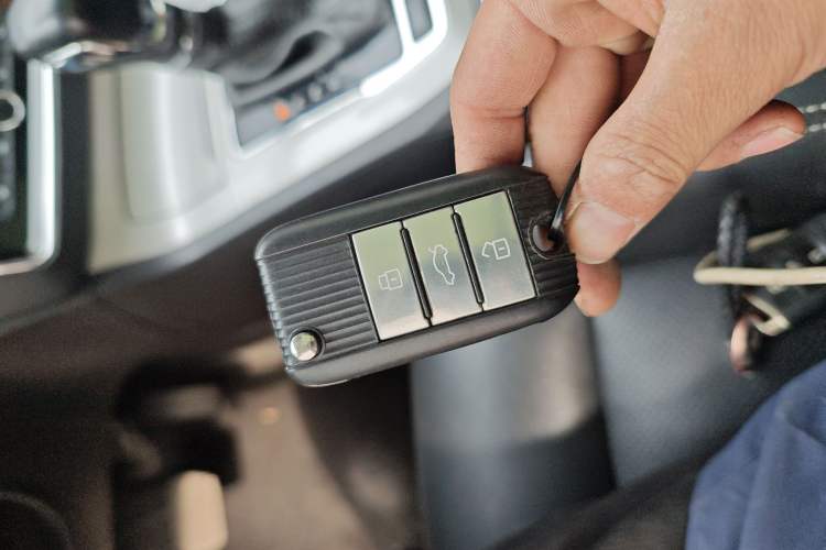 Used Roewe RX5 New Energy 2017 eRX5 50T Hybrid Connected Prestige Flagship Edition Vehicle Key