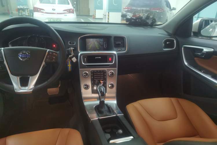 Used Volvo S60 2016 S60L T4 Zhiyuan Edition