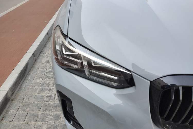 Used BMW X3 2022 M40i Right Front Headlight