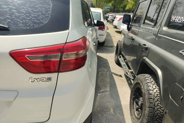 Used Hyundai ix25 2015 1.6L Automatic Two-Wheel Drive Smart GLS Trim