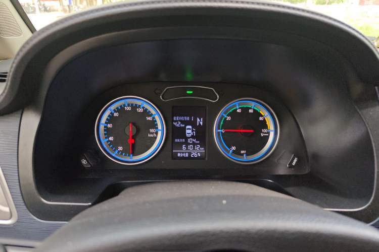 Used FORTHING Lingzhi M5 2022 Standard Version Base Model 7 Seats