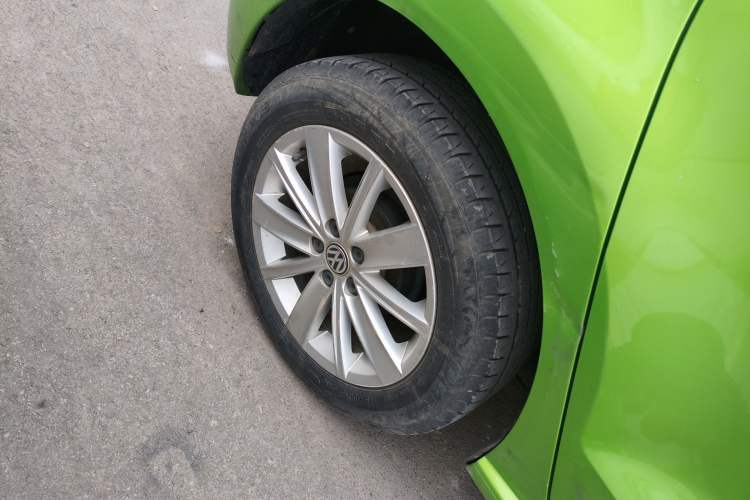 Used Volkswagen Polo 2014 1.4L Manual Comfort Edition
