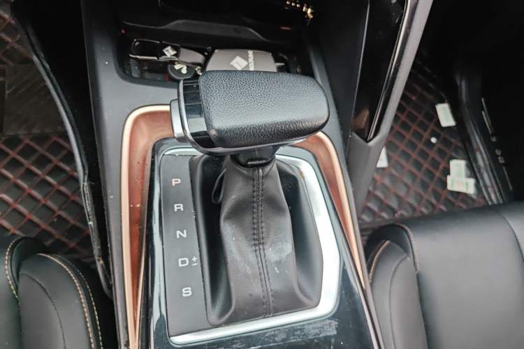 Used Baojun RS-5 2019 1.5T CVT Intelligent Drive Luxury Edition China VI
