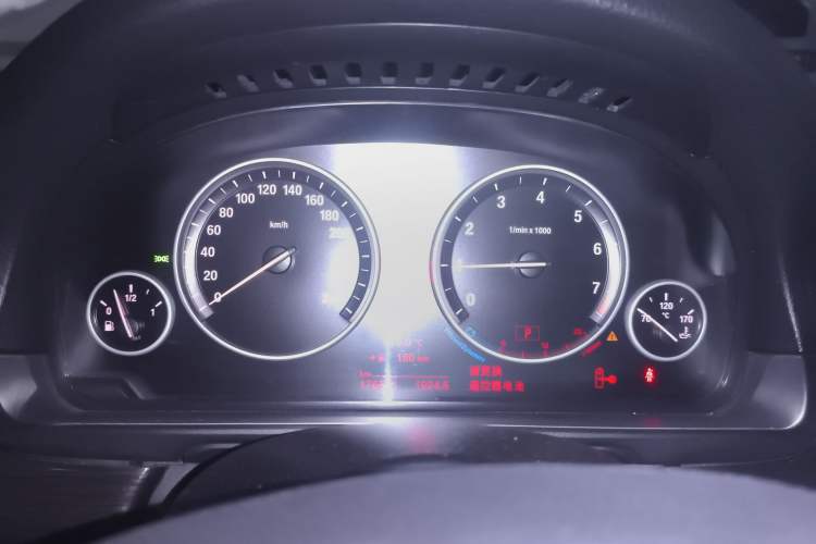 Used BMW 5 Series 2014 525Li Luxury Design Package