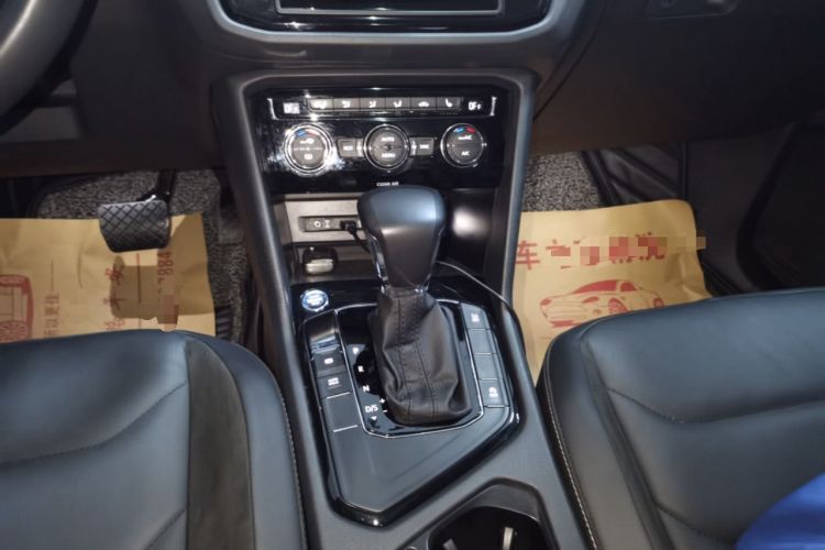 Used Volkswagen Tiguan L 2017 330TSI Automatic Two-Wheel Drive Luxury Edition
