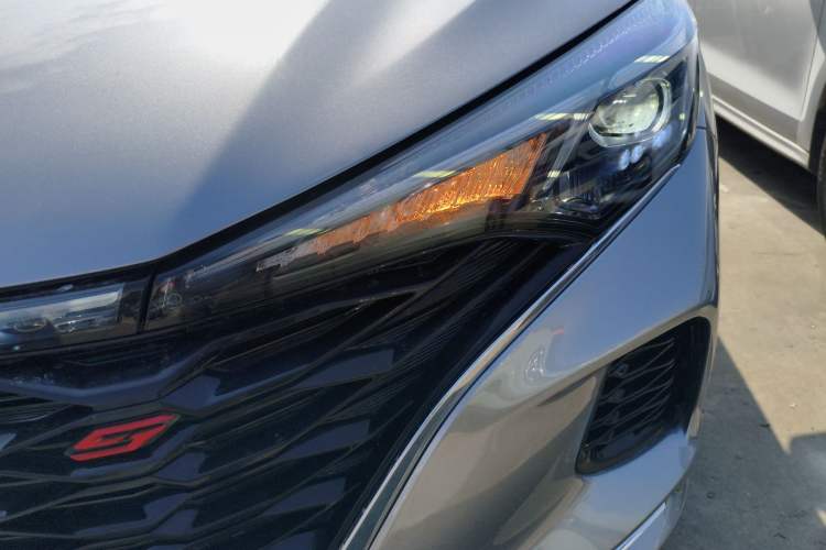 Used CHANGAN Eado 2021 PLUS Blue Whale NE 1.4T GDI DCT Flagship Model Left Front Headlight