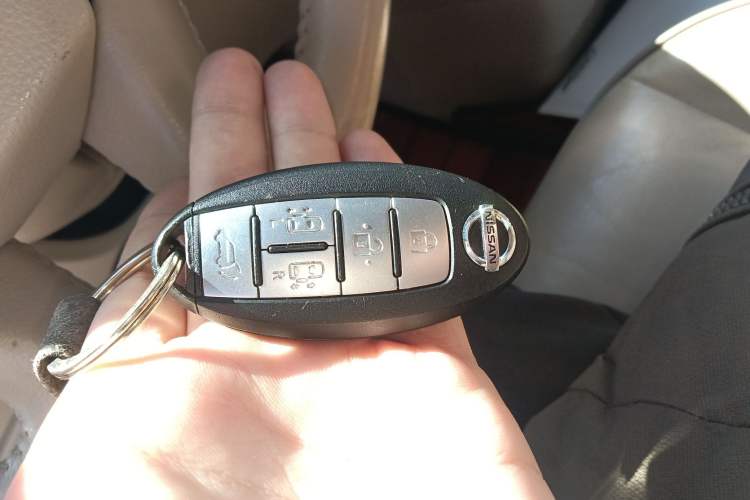 Used Nissan Quest 2015 3.5L SL
