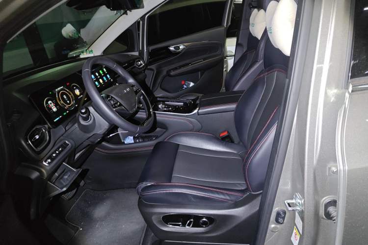 Used AION V 2021 Evolution Edition 70 Intelligent Leading Edition Left Front Seat