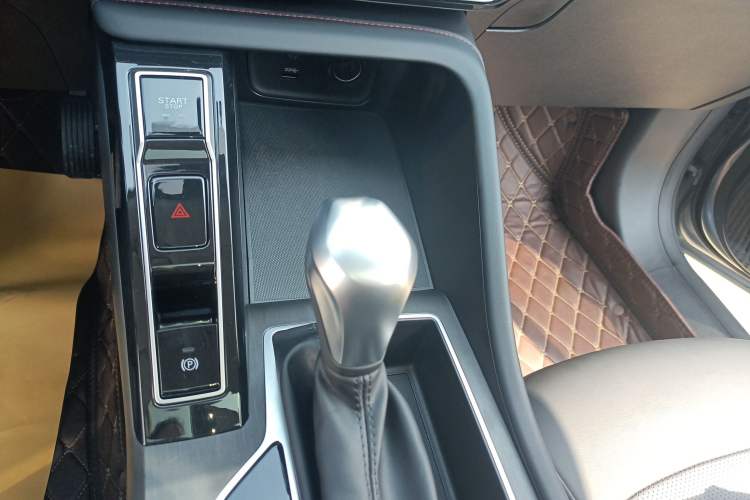 Used Roewe i5 2024 1.5L CVT Luxury Edition