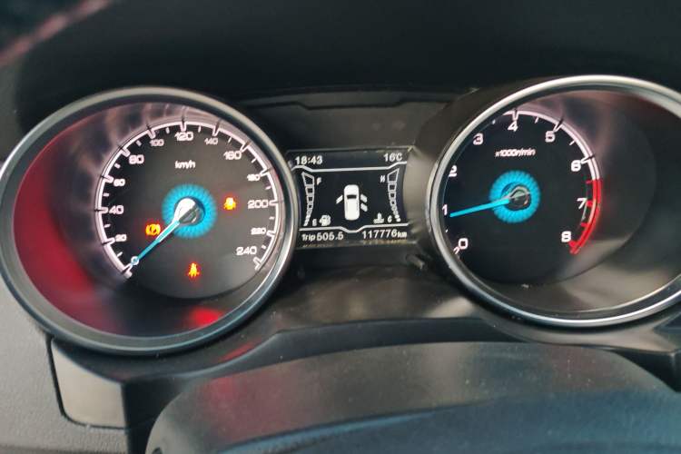 Used Zotye SR7 2016 1.5T Manual Cube Heart Edition China IV Standard
