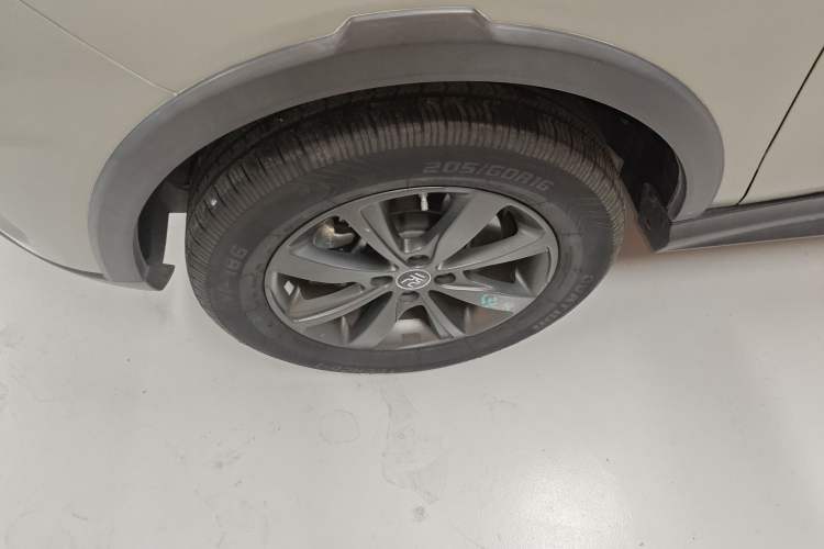 Used BYD Yuan New Energy 2019 EV535 Smart Connect Trendsetting Model