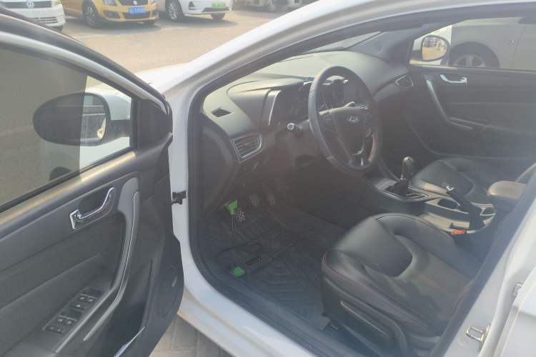 Used Chery Arrizo 5 2016 1.5L Manual Lingrui Edition