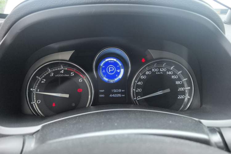 Used Isuzu mu-X 2020 1.9T Diesel Automatic 4x4 Jingyue Edition 5 Seats China VI Standard
