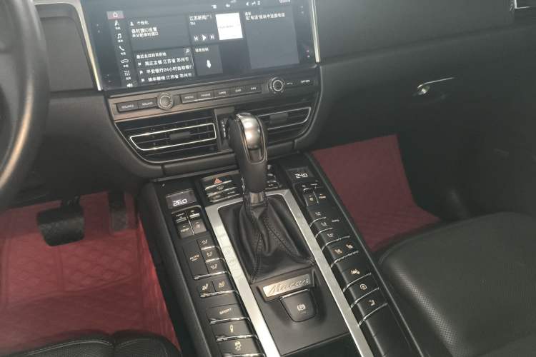 Used Porsche Macan 2021 Macan 2.0T Gear Lever