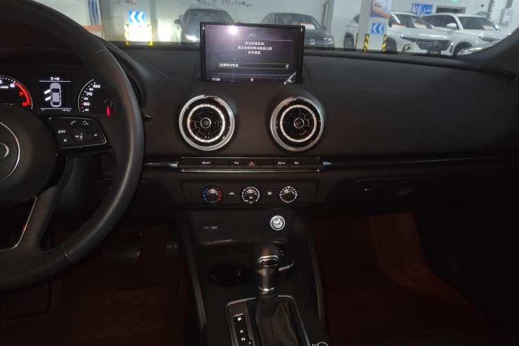 Used Audi A3 2019 Limousine 35 TFSI Fashion Edition China VI Emission Standard