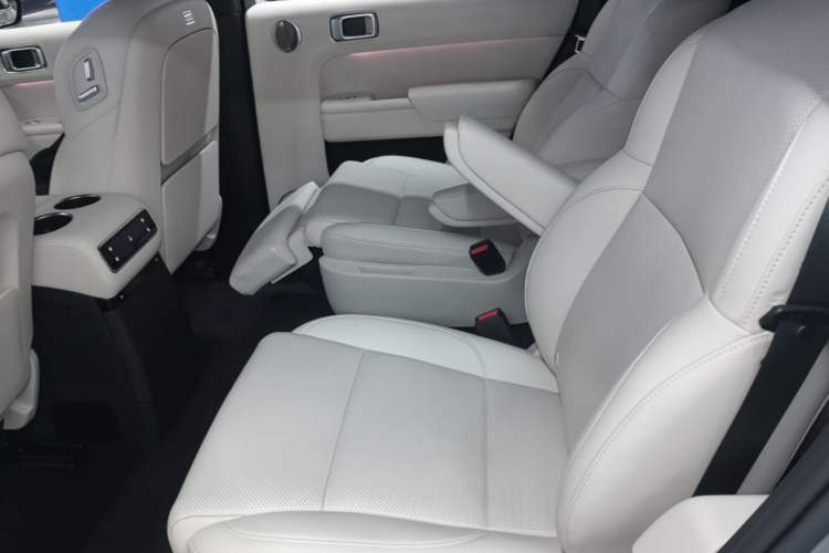 Used Li Auto L9 2024 Ultra Model
