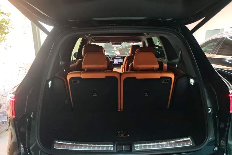 Used Hima AITO M8 2025 Extended-Range Ultra Version 53.4 kWh 6-Seater Edition