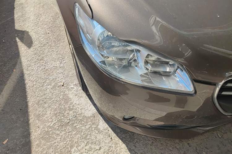 Used Peugeot 301 2016 1.6L Automatic Comfort Edition