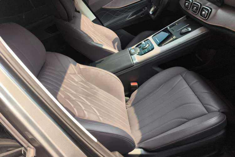 Used Chery Fengyun T10 2024 210 Luxury Edition