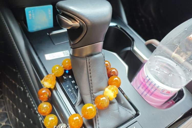 Used Lexus ES 2022 300h Excellence Edition
