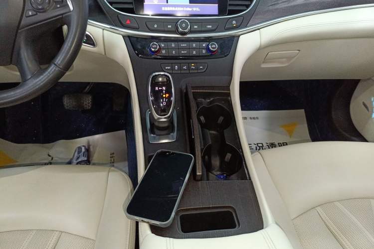 Used Buick LaCrosse 2022 Avenir Avia First Edition