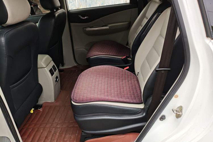 Used FORTHING S500 2016 1.6L CVT Luxury Edition Left Rear Seat