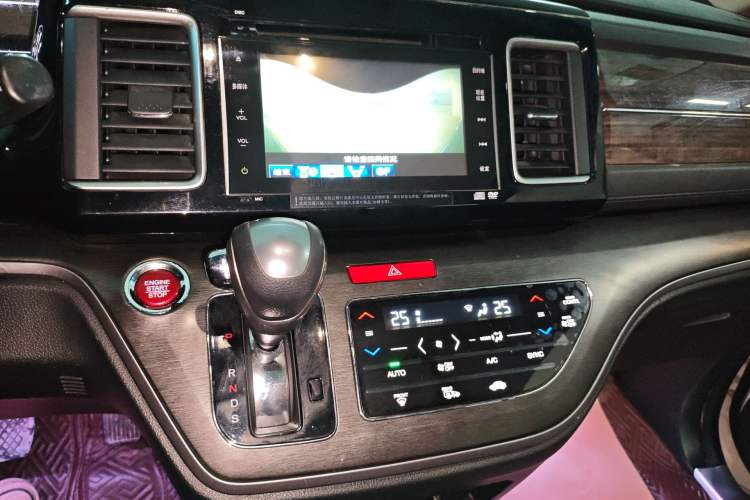 Used Honda Elysion 2016 2.4L Supreme Edition
