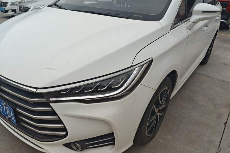 Used BYD Song MAX 2017 1.5T Automatic Smart Connect Elite 7-Seater
