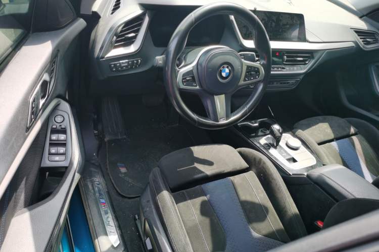 Used BMW 2 Series 2021 225i Four-Door Coupe M Sport Night Edition Driver Seat