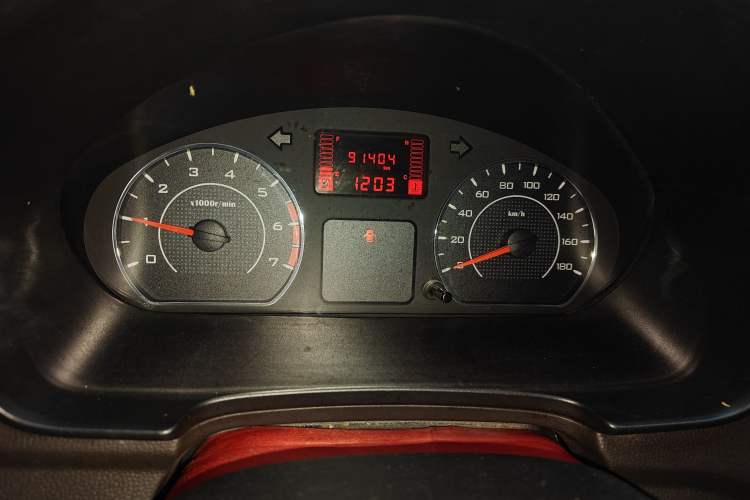 Used Wuling Hongguang V 2021 1.5L Jingqu Edition Enclosed-Window Vehicle LAR
