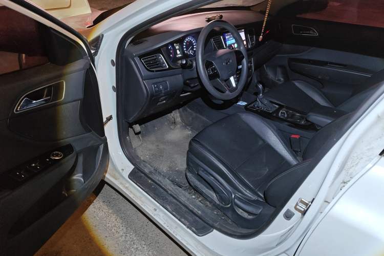 Used Hyundai Mistra 2016 1.8L Automatic Smart GLS