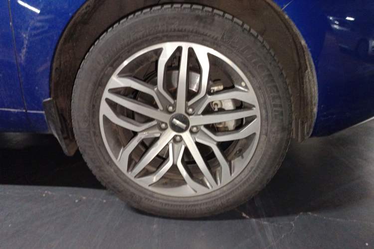 Used Wey VV5 2017 2.0T Ultra-Luxury Version
