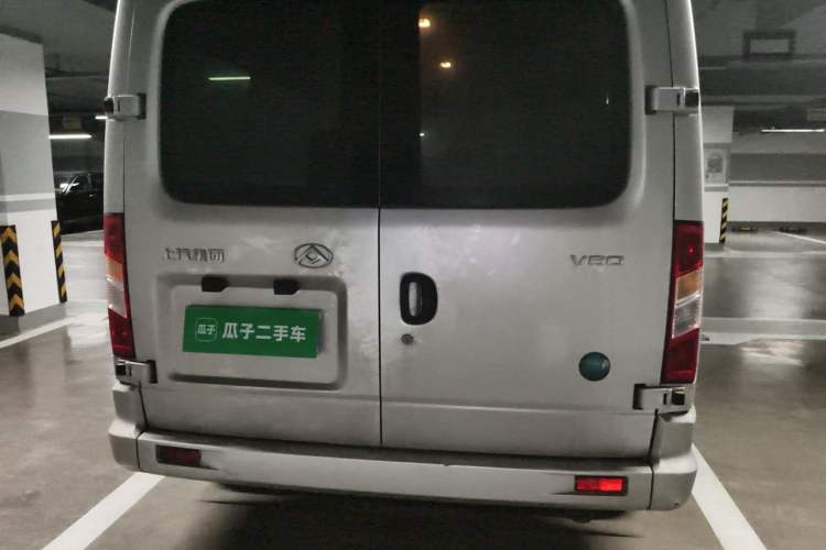 Used SAIC MAXUS Xintu V80 2021 2.0T Manual Classic Aoyuntong Short Wheelbase Ultra-Low Roof 5/6-Seater