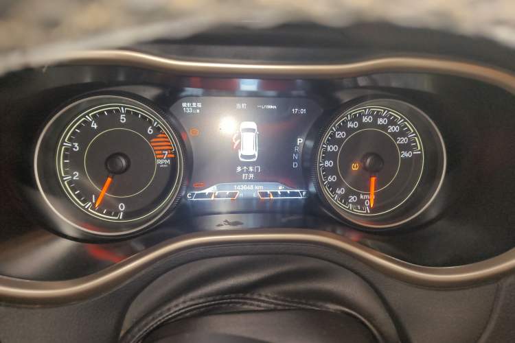 Used Jeep Cherokee 2016 2.4L Superior Edition
