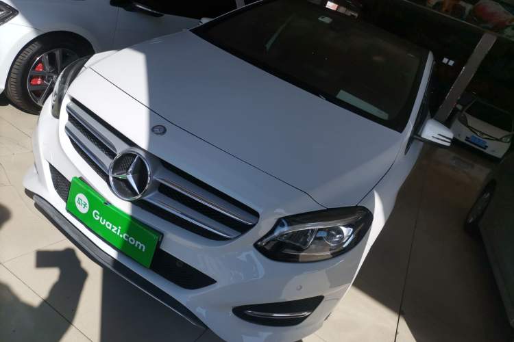 Used Mercedes-Benz B-Class 2015 B 200 Fashion Model