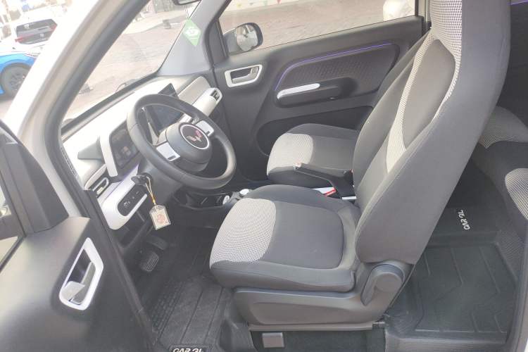 Used Wuling Hongguang MINIEV 2024 3rd Generation 215km Advanced Version
