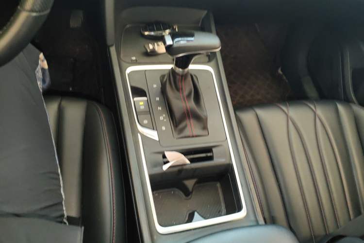 Used Bestune T55 2023 1.5T Automatic Leap Model Gear Lever