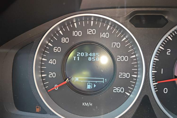 Used Volvo XC60 2013 T6 AWD Comfort Edition