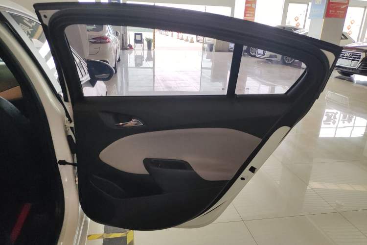 Used Chevrolet Cruze 2017 1.5L Automatic Xuanfeng Edition