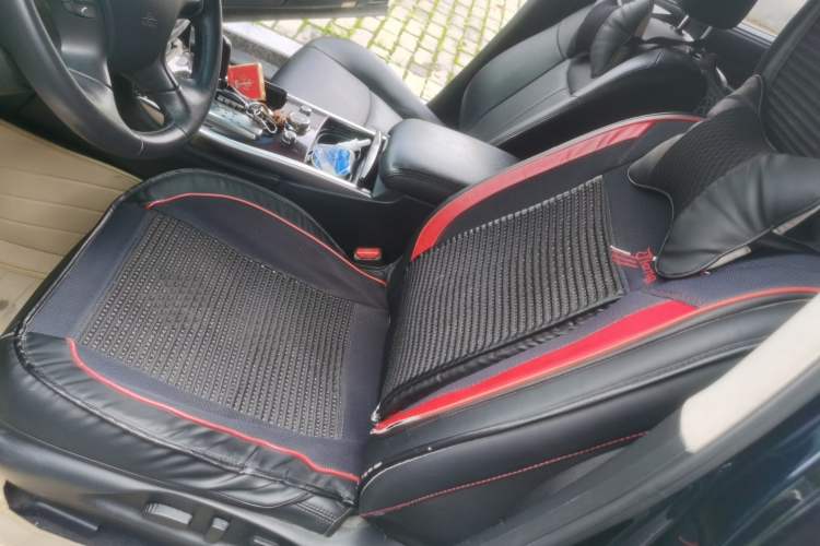 Used Infiniti Q70 2015 Q70L 2.5L Enjoyment Edition
