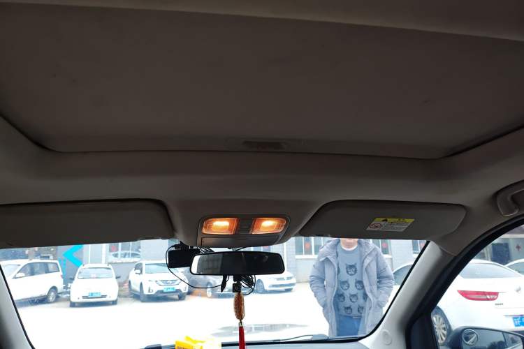 Used CHANGAN KAICHENG Oushang A600 2016 1.5L Manual Luxury 7-Seater Headliner