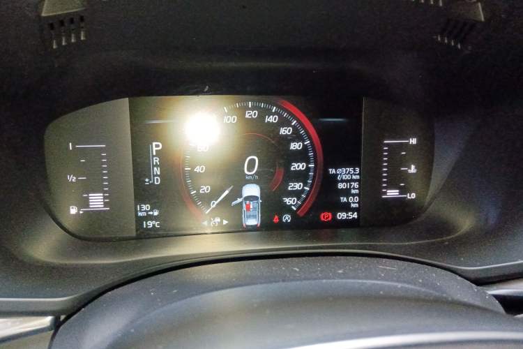 Used Volvo XC60 2019 T5 4x4 Smart Edition China V Standard Instrument Cluster