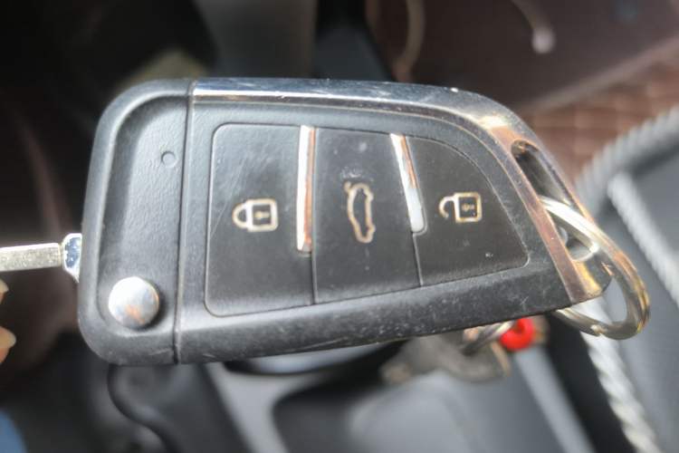 Used Honda Gienia 2017 1.5L CVT Comfort Version
