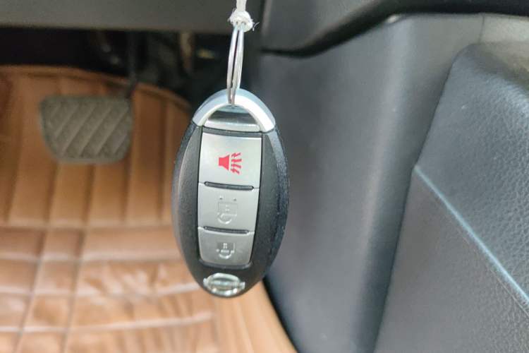 Used Nissan X-Trail 2012 2.5L CVT Flagship Edition 4WD Vehicle Key