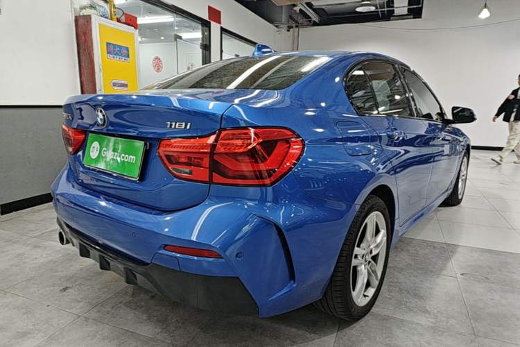 Used BMW 1 Series 2019 118i M Sport Package Rear Right 45 Deg