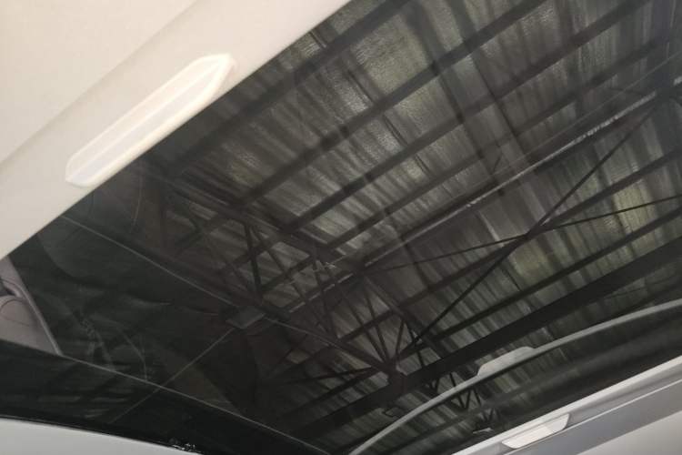 Used Tesla Model Y 2021 Long-Range All-Wheel-Drive Version