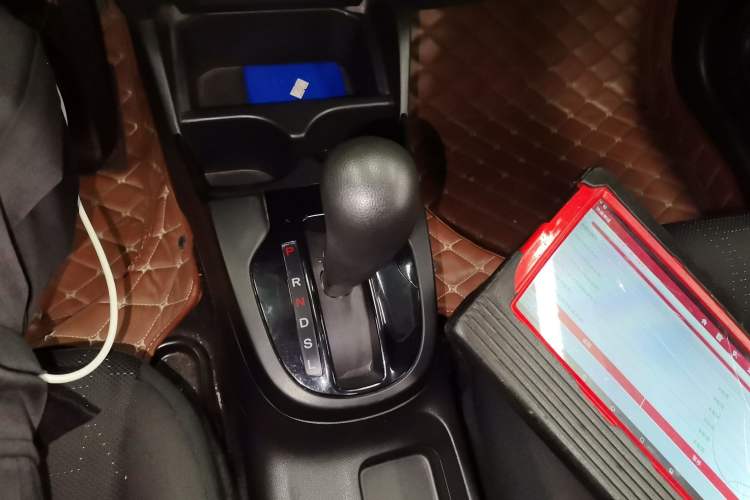 Used Honda Fit 2016 1.5L LXS CVT Comfort Sunroof Version
