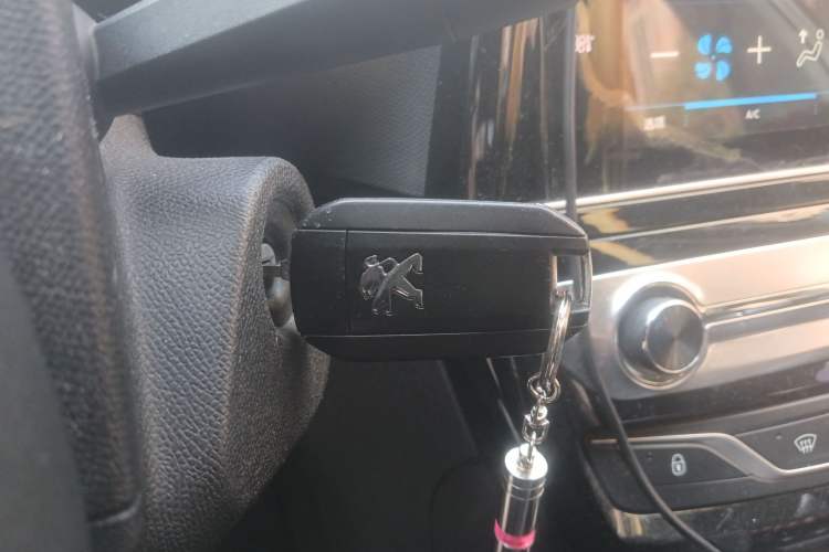 Used Peugeot 308 2016 230THP Automatic Luxury Edition
